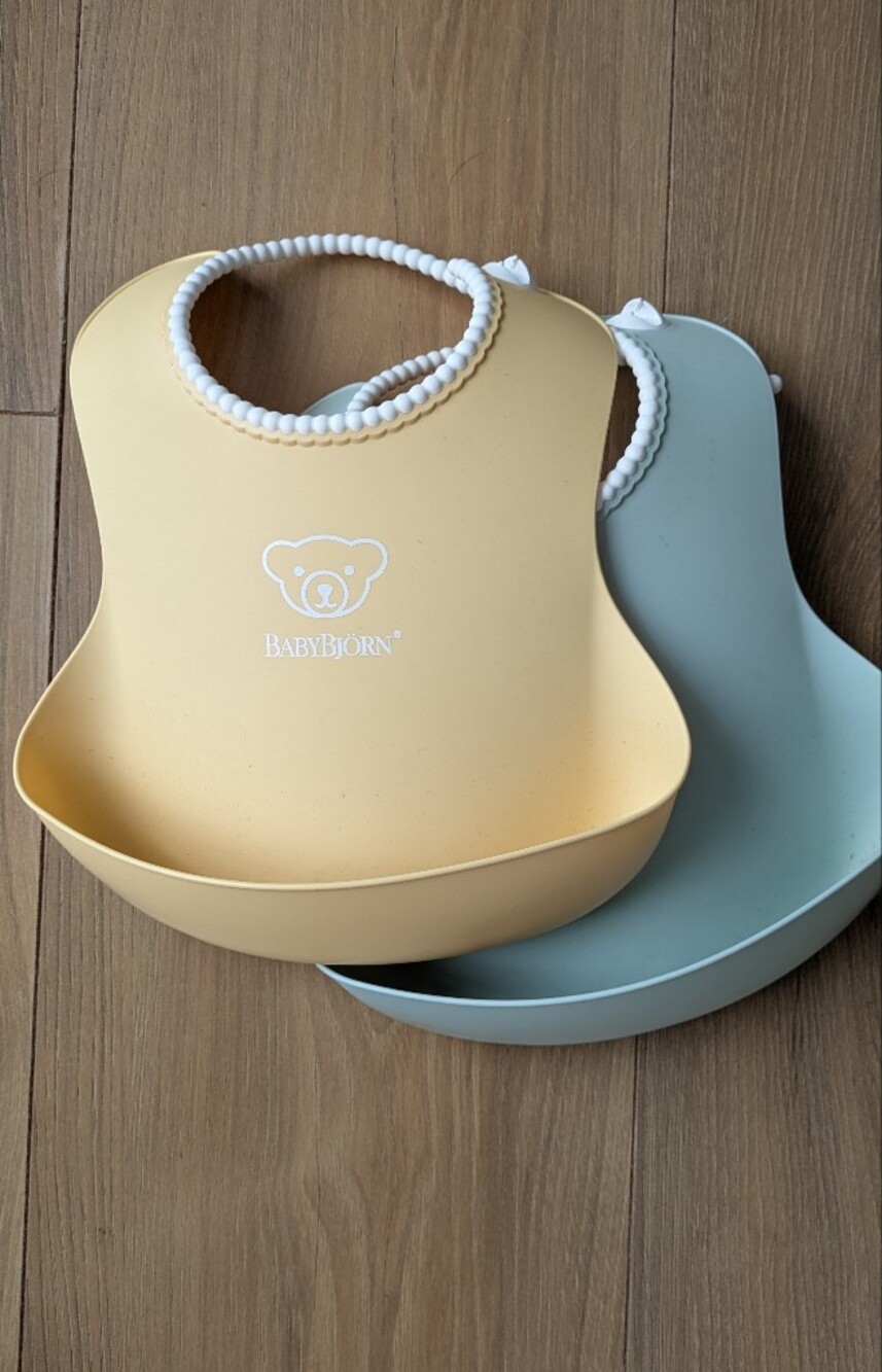 BabyBjörn Bib Set of 2 – Pastel Yellow & Powder Blue
